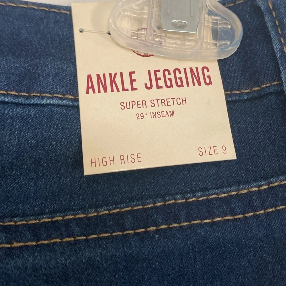 NWT! SO Ankle Jeggings/Skinny Jeans - Size 9 Juniors - Super Stretch High Rise - Picture 2 of 6